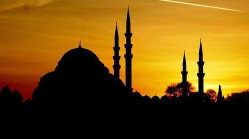 Cuma gününün müslümanlıktaki yeri ve kısa Cuma mesajları