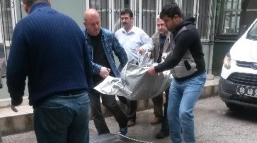 İntiharını 'pencereye çık' dediği sevgilisine izleten genç öldü