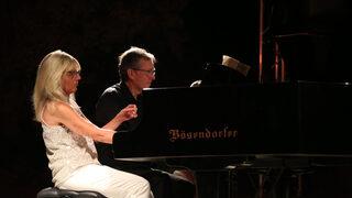 19. Uluslararası Gümüşlük Müzik Festivali'nde İngiliz piyanistler konser verdi