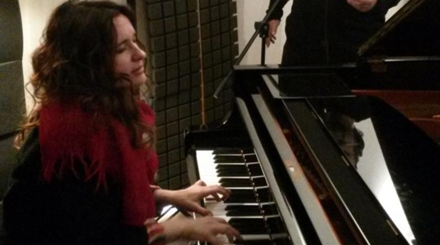 "Mutlu aşk şarkıları"  bu kez çocuklar için söylenecek  