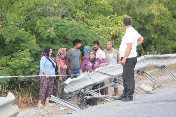 Antalya'da tur otobüsü ile kamyonun çarpıştığı kazada 1 kişi öldü, 6 kişi yaralandı G4