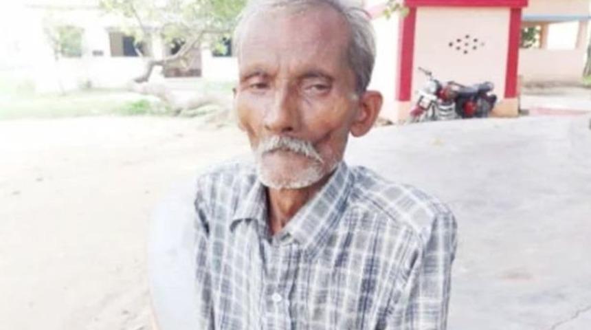 Tam 22 yıldır yıkanmıyor! Dünyanın kötülüklerini durdurmak için temizliği boykot ediyor