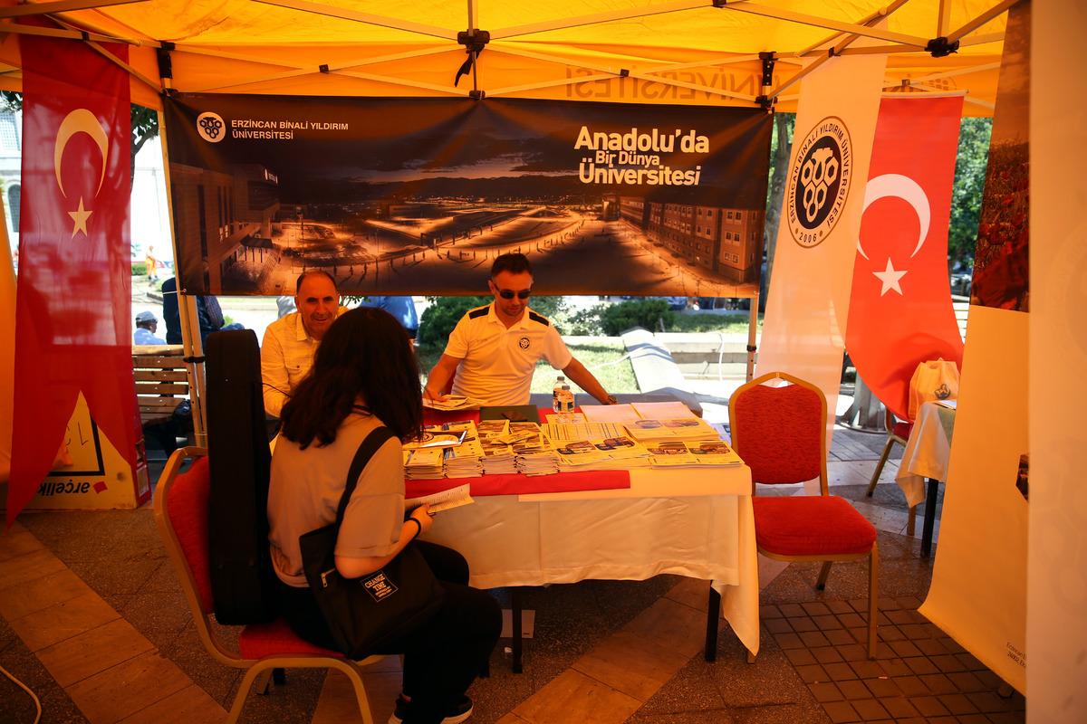 Malatya'da &Uuml;niversite Tanıtım ve Tercih Fuarı a&ccedil;ıldı