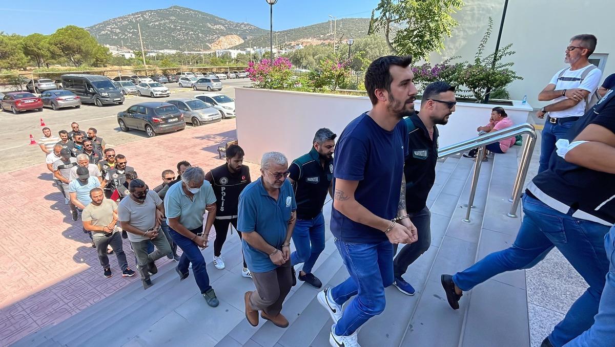 Bodrum a&ccedil;ıklarındaki uyuşturucu operasyonunda 14 ş&uuml;pheli daha g&ouml;zaltına alındı