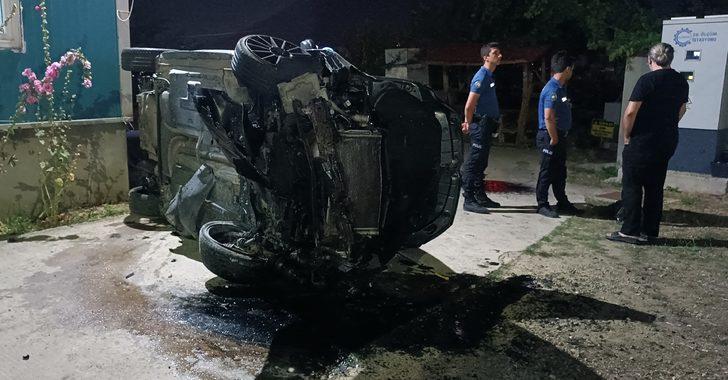 Tekirdağ'da fabrika bahçesine devrilen otomobilin alkollü sürücüsü yaralandı G3