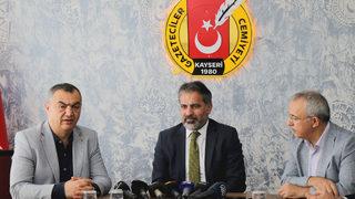 KAYSO Başkanı Büyüksimitci, Kayseri Gazeteciler Cemiyeti Başkanı Kösedağ'ı ziyaret etti