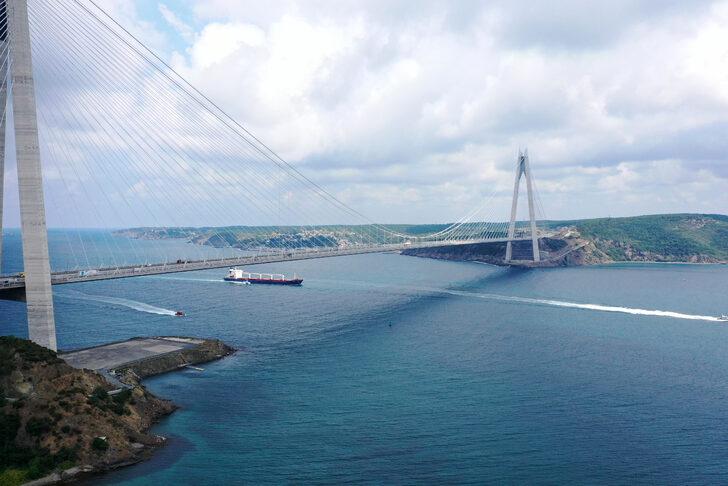 Ukrayna'dan yola çıkan mısır yüklü gemi İstanbul'dan hareket etti G4