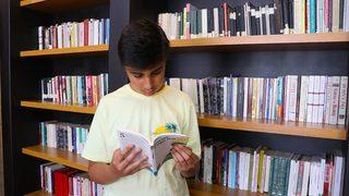 Prof. Dr. Hasan Nuri Yaşar, mezun olduğu liseye kütüphane yaptırdı