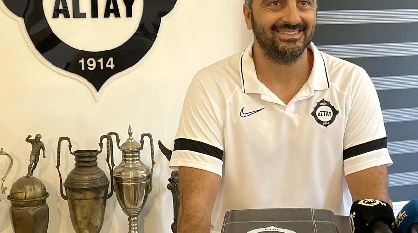 Altay'da 2019'da futbolu bırakan Murat Uluç'a yeniden lisans çıkarıldı