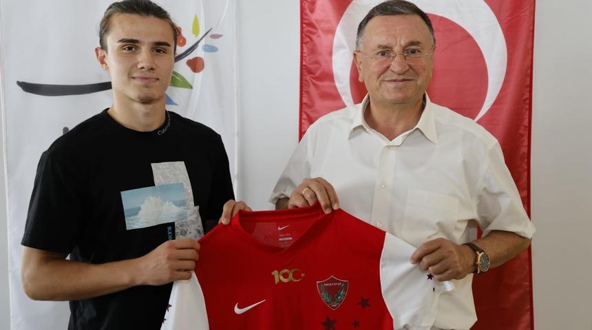Hatayspor, kanat oyuncusu Sarper Çağlar'ı kadrosuna kattı