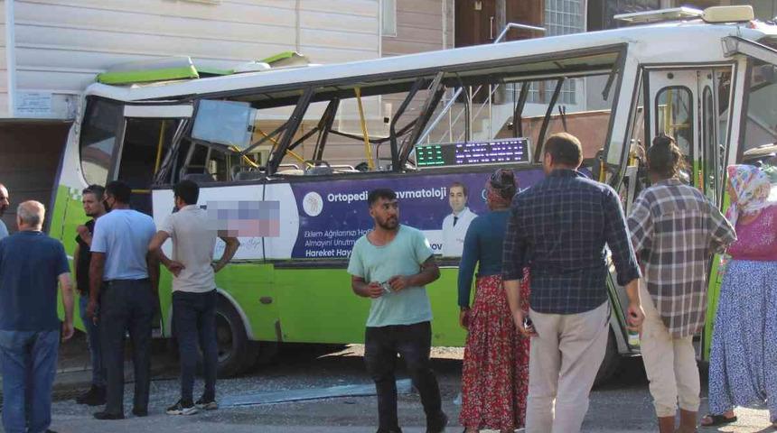 Aynı noktada 24 saat geçmeden ikinci kaza! Görüntüler Kocaeli'den