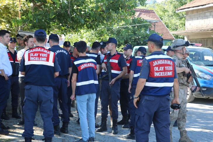 Zonguldak'ta cinayet şüphelisini olay yerinde bıraktığı ayakkabıları ele verdi G4