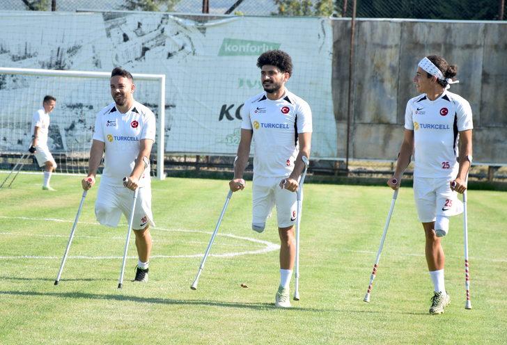 Ampute Milli Futbol Takımı'nın Kocaeli kampı başladı G2