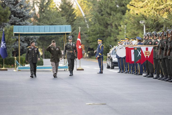Genelkurmay Başkanı Orgeneral Güler, NATO Avrupa Müttefik Yüksek Komutanı Orgeneral Cavoli ile görüştü G4