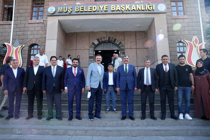 TOBB Başkanı Hisarcıklıoğlu, Muş'ta istişare toplantısında konuştu: G1