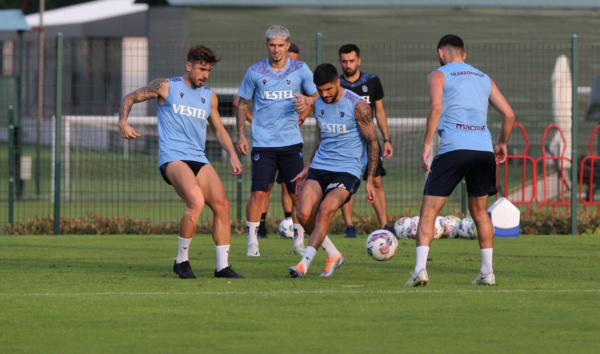 Trabzonspor, İstanbulspor ma&ccedil;ı hazırlıklarını s&uuml;rd&uuml;rd&uuml;