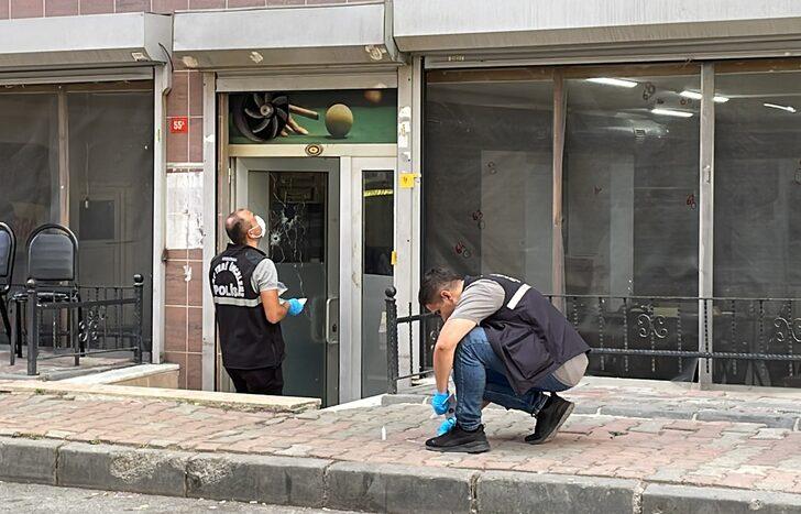 Sultangazi'de çıkan silahlı çatışmada iki kişi ağır yaralandı G3