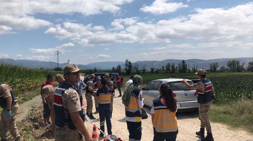 Köylülerin ihbarı üzerine ekipler harekete geçti: Uzman Çavuş, otomobilde ölü bulundu! Korkunç şüphe