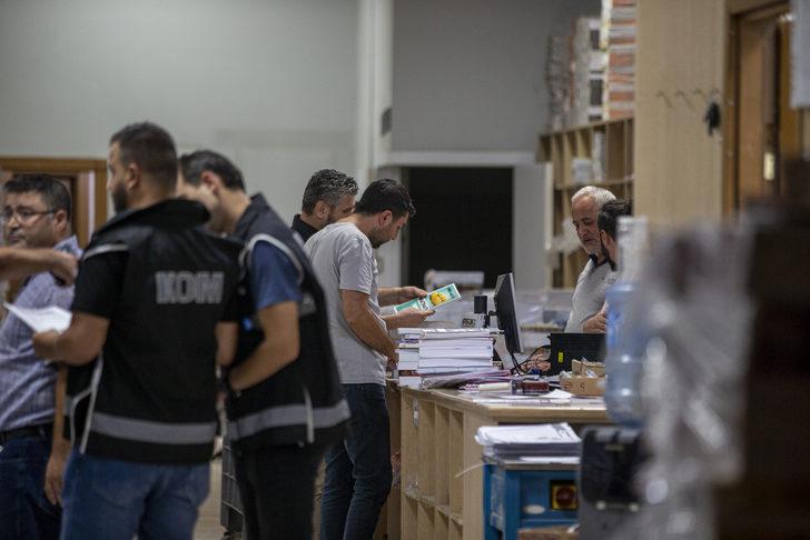 SON DAKİKA | KPSS iddialarında flaş gelişme: Yediiklim Yayınevine yönelik operasyon düzenlendi! İşte baskından ilk görüntüler G4