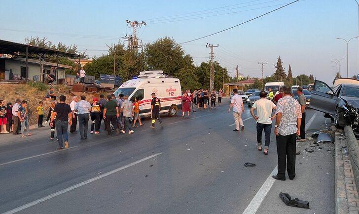 Kahramanmaraş'ta iki otomobilin çarpıştığı kazada 6 kişi yaralandı G4