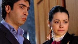 Eşinin ani ölümüyle yıkılmıştı! Özgü Namal, uzun süre sonra Bodrum’da görüntülendi