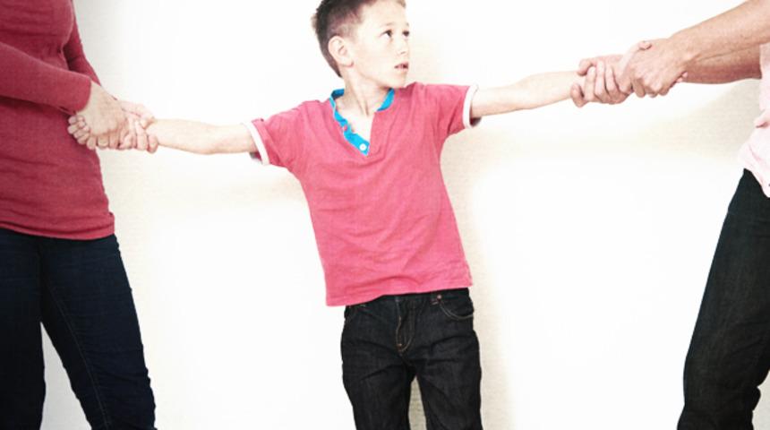 Yeni dönem başlıyor! Resmi Gazete'de yayımlandı... Çocuk teslimine ilişkin yönetmelik değişti