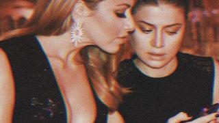 Hadise kardeşi Derya Açıkgöz'ün pozlarını Hey maşallah diyerek paylaştı