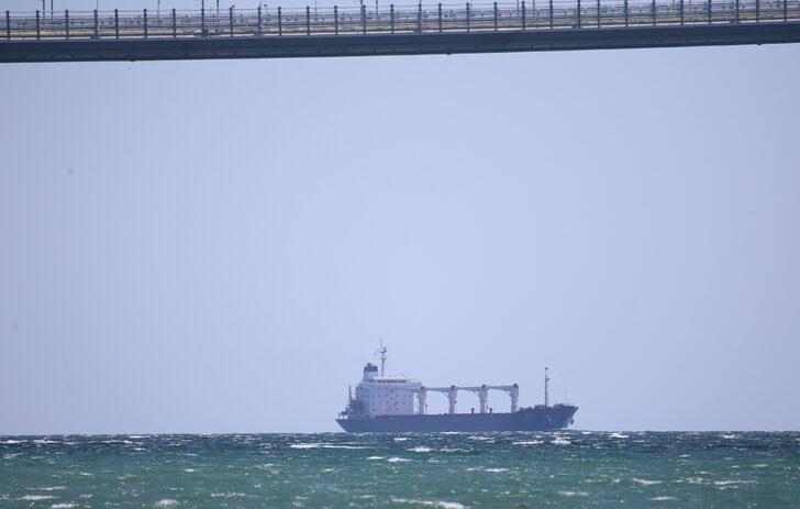 GÜNCELLEME - Ukrayna'dan yola çıkan mısır yüklü gemi Çanakkale Boğazı'ndan geçti G2