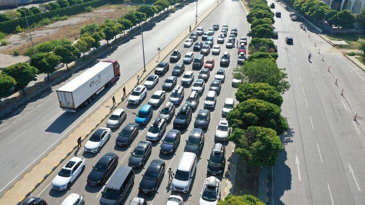 Kapıkule'de gurbetçilerin dönüş yolculuğu sürüyor G2