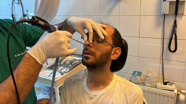 Nefes darlığı şikayetiyle başvurduğu hastanede genzinden 4,5 santimetrelik kitle çıkarıldı G2