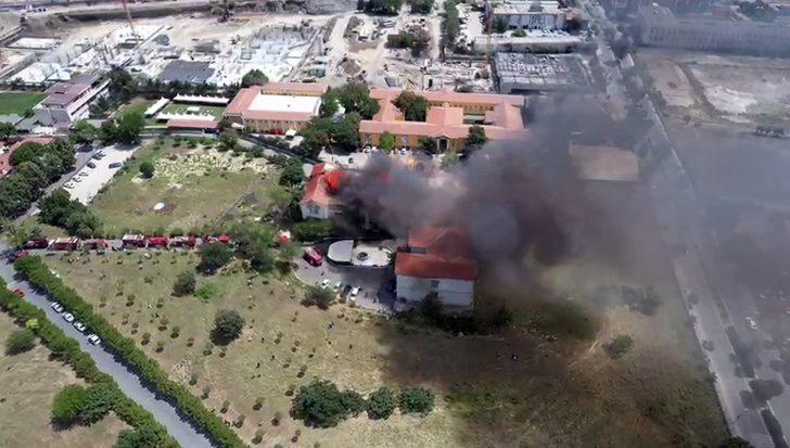 SON DAKİKA | İstanbul'daki Balıklı Rum Hastanesi'nde yangın çıktı! Büyük panik hastalar böyle taşındı G2