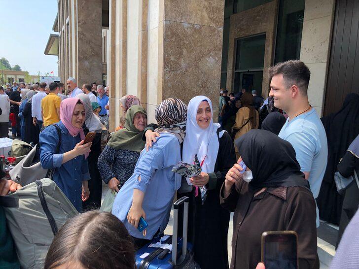 Rizeli hacılar yurda döndü G1
