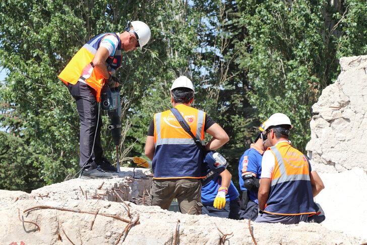 Niğde'de deprem tatbikatı yapıldı G3