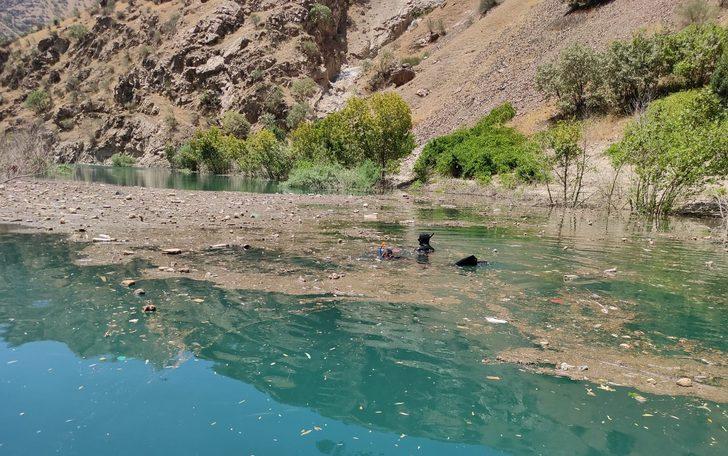 Müküs Çayı'nda akıntıya kapılan hemşire Ayvalıbağ köyü mevkisinde aranıyor G2