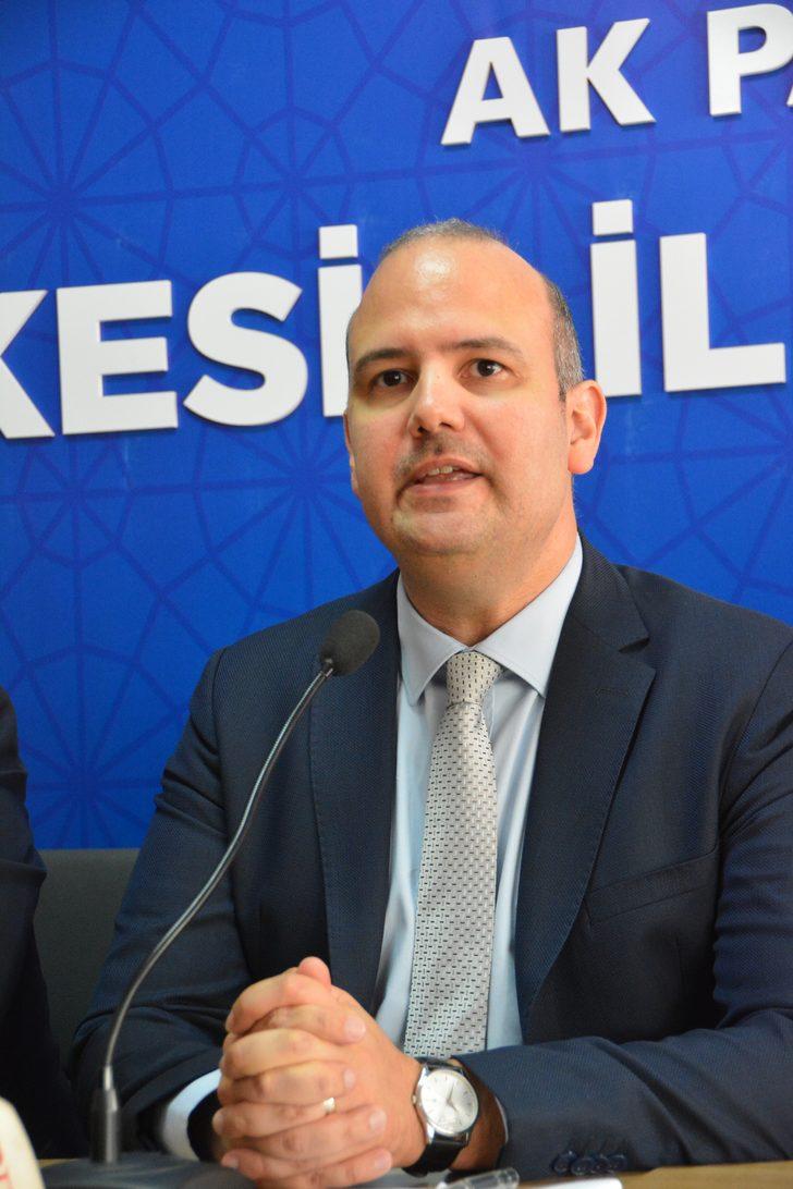 AK Parti Genel Başkan Yardımcısı İleri, partisinin Balıkesir il başkanlığını ziyaret etti: G2