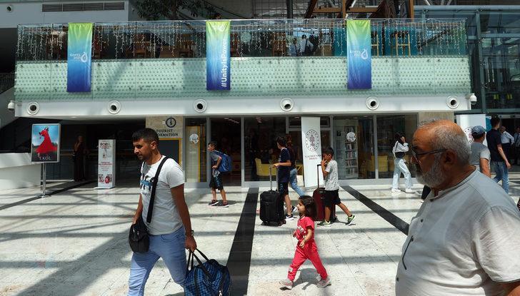 YHT Garı'nda kütüphane açıldı G4