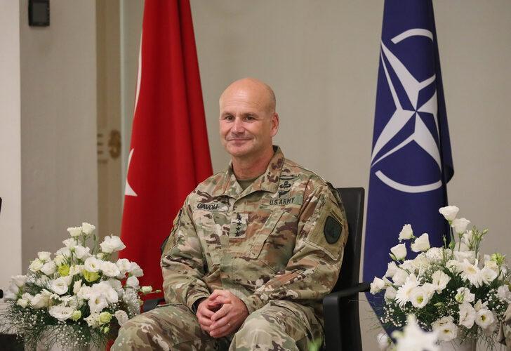 NATO Müttefik Kara Komutanlığında devir teslim töreni yapıldı G3