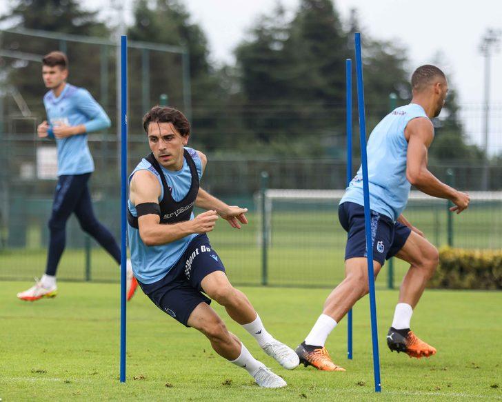 Trabzonspor kafilesi İstanbul'a gitti G3