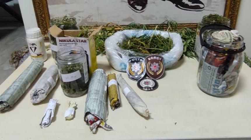 Edirne'de bir evde 3 kilo 178 gram esrar ele geçirildi