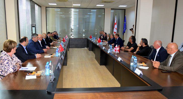 Ardahan Valisi Öner, Türkiye'nin Tiflis Büyükelçisi Orbay’ı ziyaret etti G5