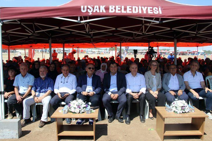AK Parti Genel Başkan Yardımcısı Özhaseki, Uşak'ta Gurbetçi Festivali'nin açılışında konuştu: G1