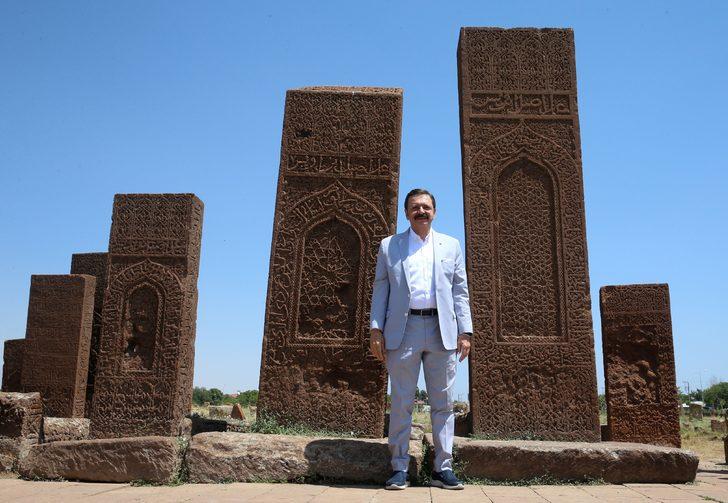 Bitlis'te "Ekonomiye Değer Katanlar Ödül Töreni" düzenlendi G4