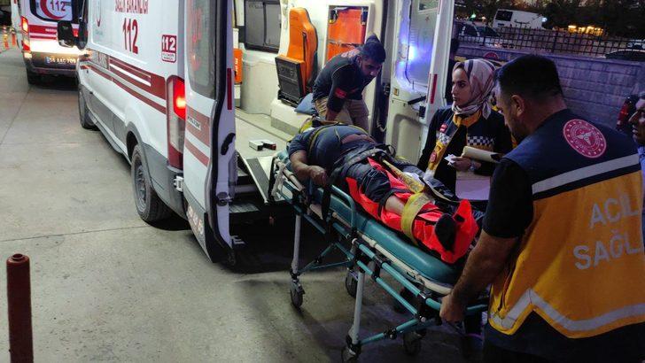 Siirt'te odun yüklü kamyonun devrilmesi sonucu 6 kişi yaralandı G3