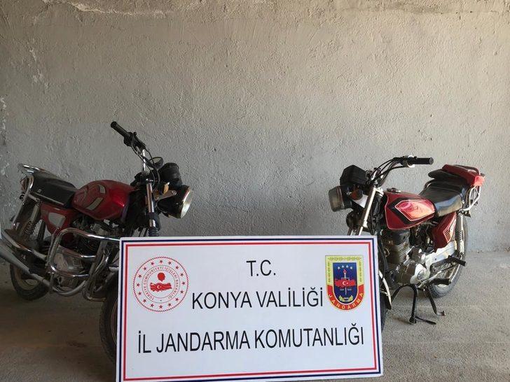 Konya'da motosiklet çaldıkları ileri sürülen 5 kişi tutuklandı G3