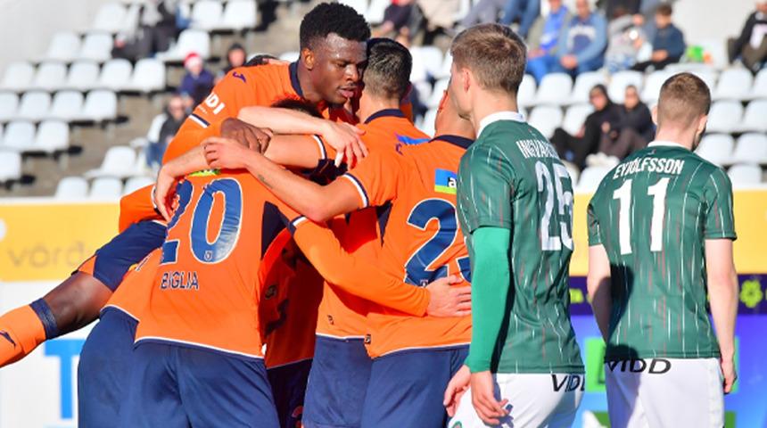 Medipol Başakşehir Breidablik'i 3-1 mağlup etti! Turuncu Lacivertliler deplasmanda avantajı kaptı