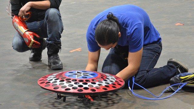 Evinizde bulabileceğiniz malzemelerle Ironman ya da Captain America olmak ister misiniz?