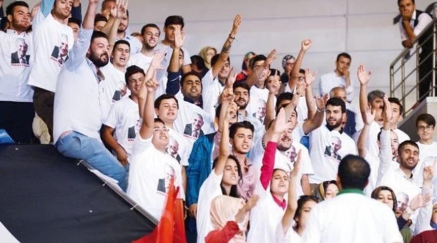 Ankara'da Binali Yıldırım tribünü