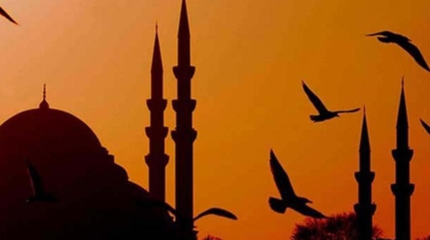 Teravih namazının kılınışı ve daha fazlası Mynet Ramazan sayfasında