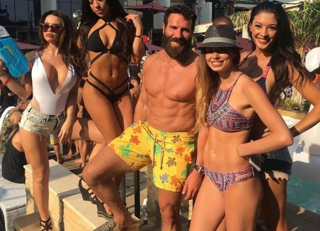 Yeni evlenen Dan Bilzerian'dan şoke eden paylaşım! 