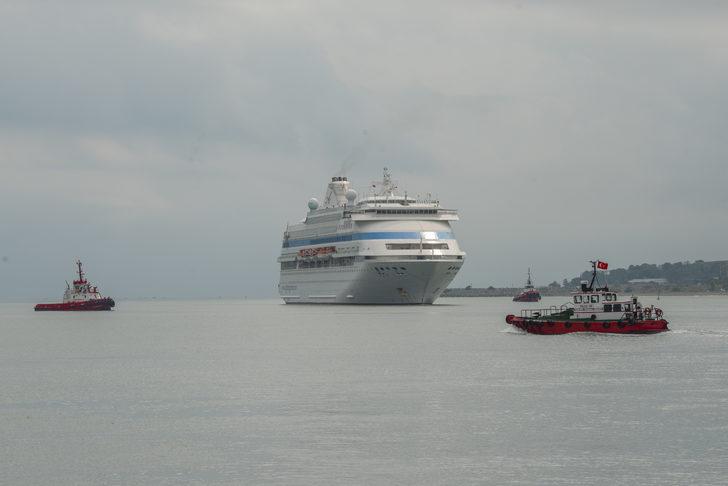 5 yılın ardından ilk kruvaziyer gemi 320 yolcusu ile Trabzon'a geldi G3